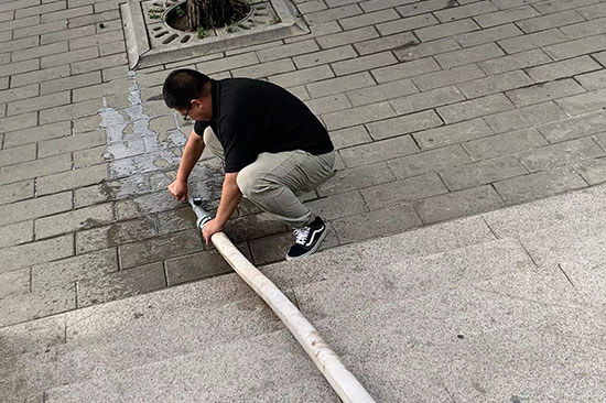 消防維保收費室按建筑面積還是使用面積計算？